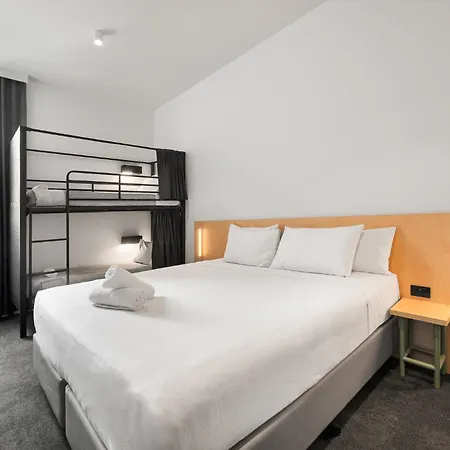 Yha Adelaide Central-2